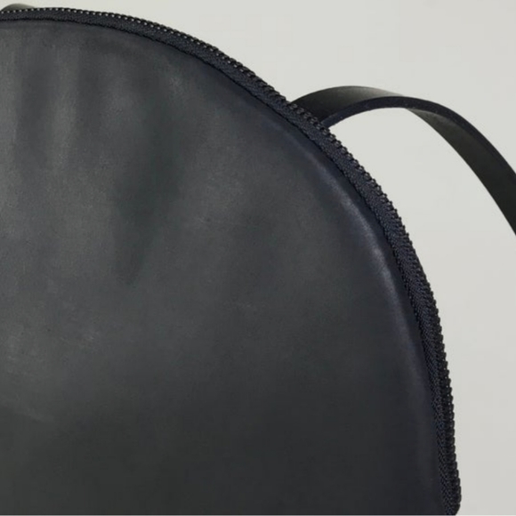 Handmade Leather backpack - Picture 5 of 8